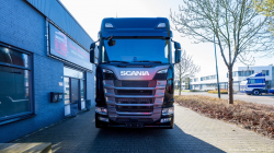 20260329-Tom-Holding-00076